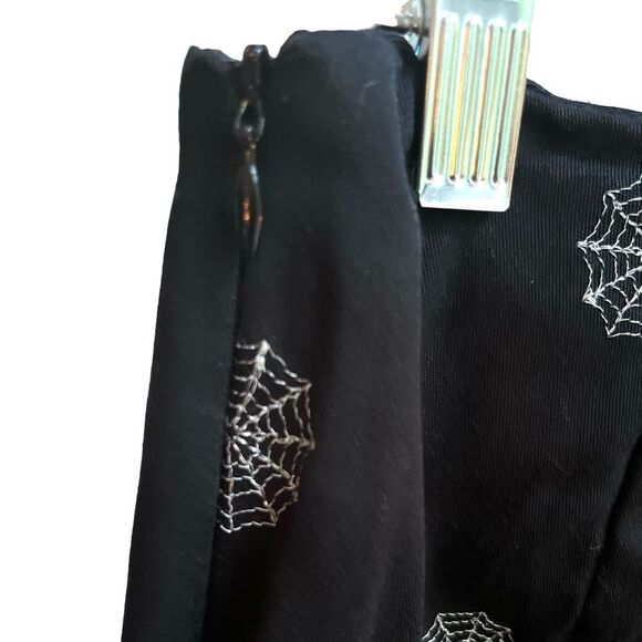 Vintage Halloween Black Cotton Trouser Pants with Metallic Silver Cobwebs Size 6 - Picture 6 of 6